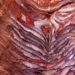 Géologie et anatomie. אבן חול צבעונית